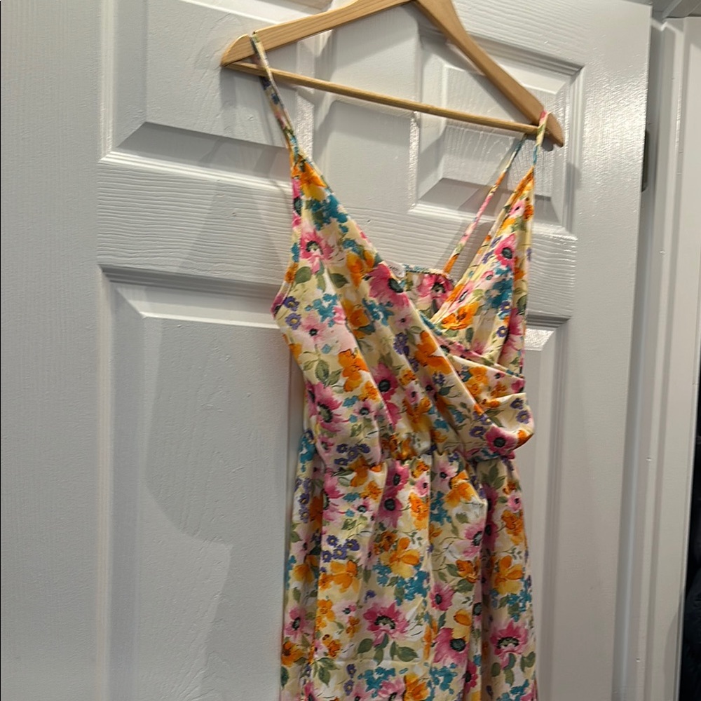Chris & Carol Floral Maxi Dress - Multicolor